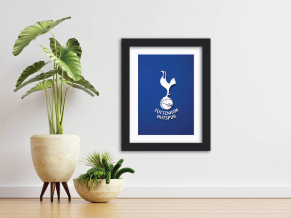 Tottenham Hotspur Football Club 3D Textured Logo Painting - Image 2