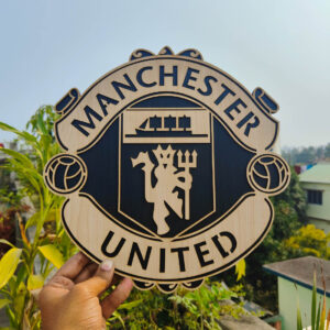 Wooden Crest