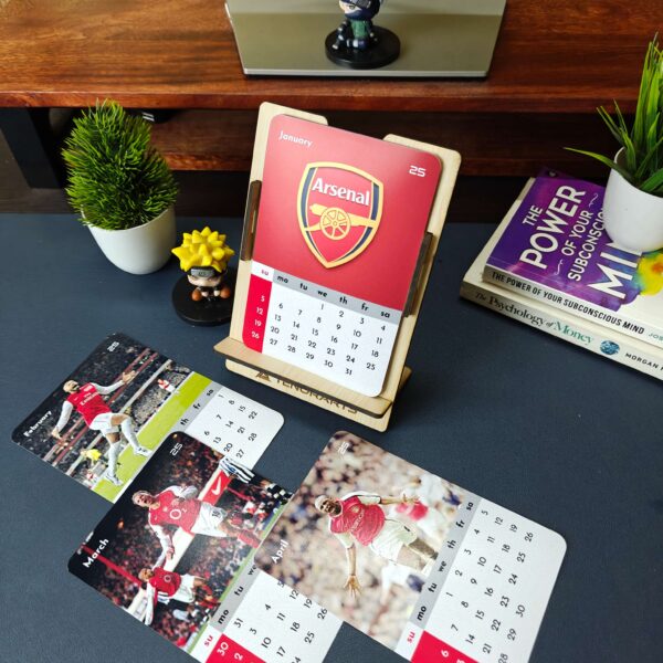 Arsenal Desk Calendar