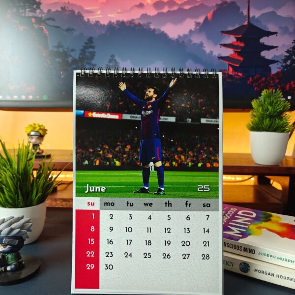 Lionel Messi Desk Calendar (6 x 9 inches) - Image 5