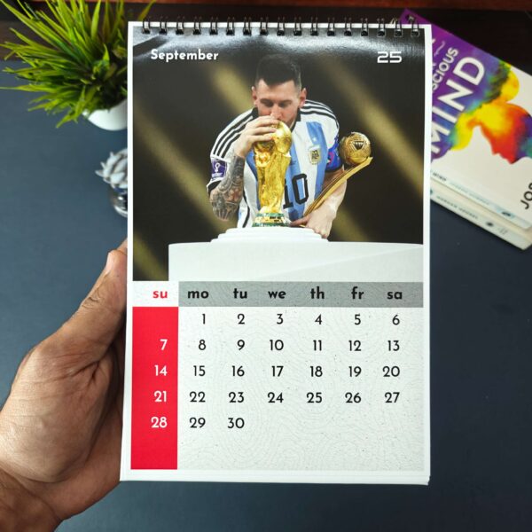 Lionel Messi Desk Calendar (6 x 9 inches) - Image 3