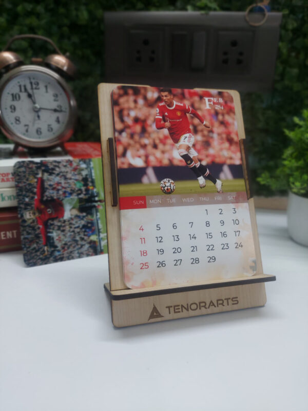 Manchester United Desk Calendar - Image 3