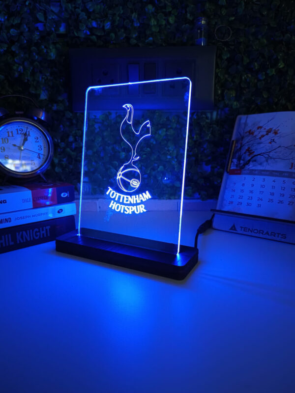 Tottenham Hotspur F.C Acrylic Led Lamp - Image 3