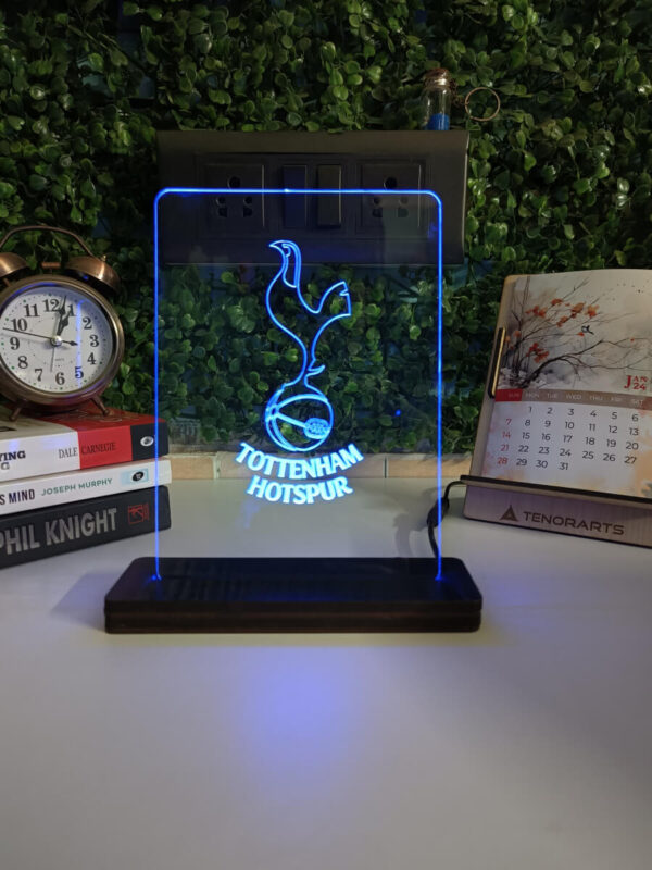 Tottenham Hotspur F.C Acrylic Led Lamp - Image 2